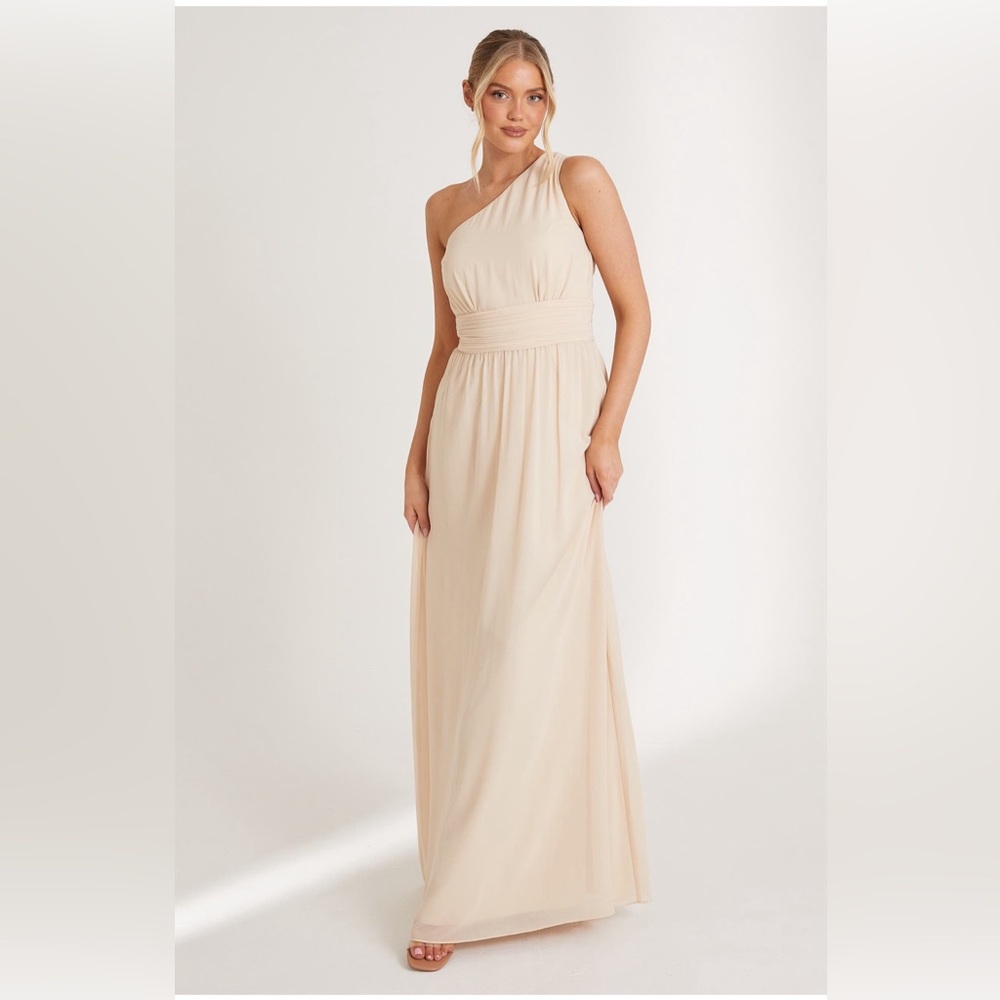 One Shoulder Chiffon Bridesmaid Dress in Off White Cream Size 2